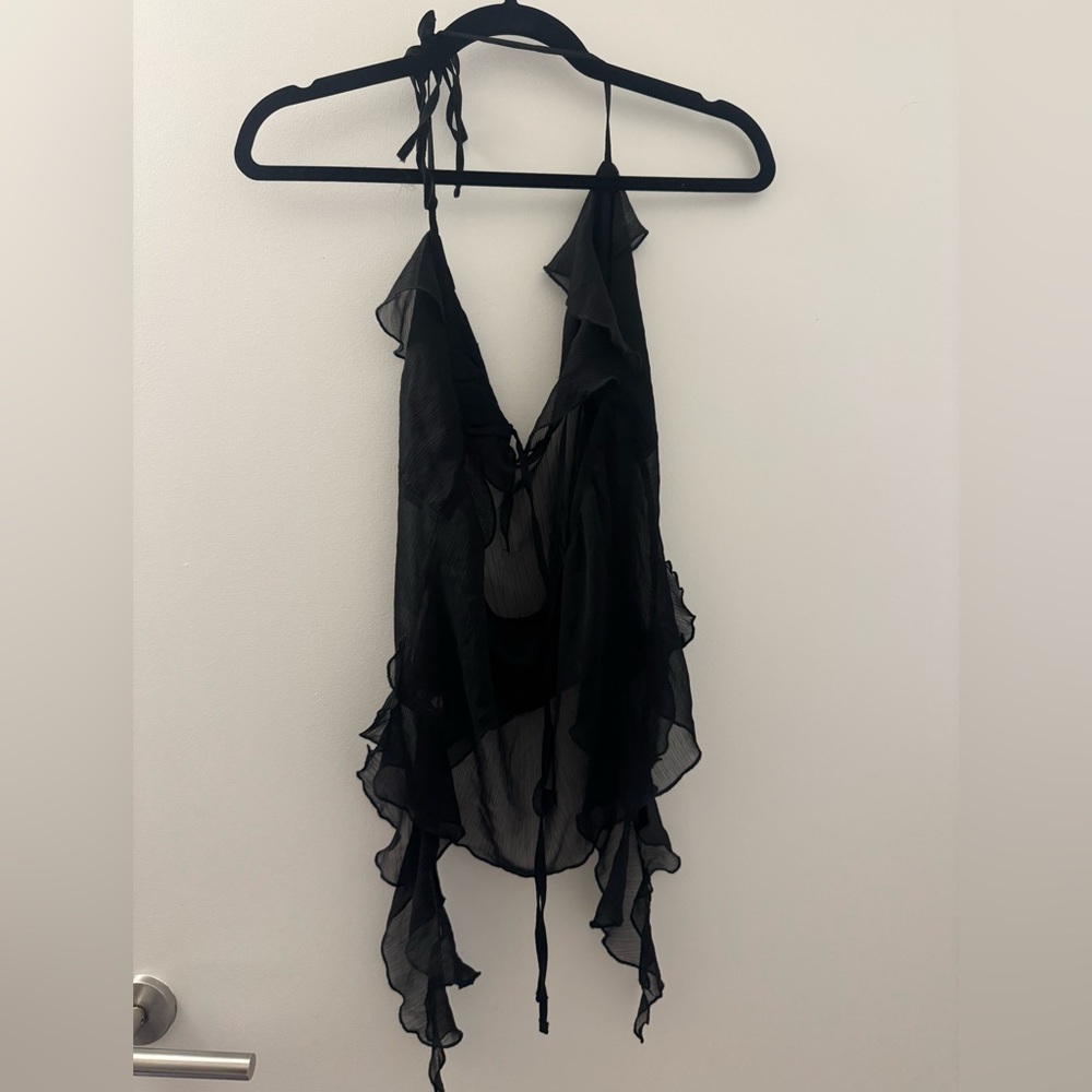 Pull&Bear Black Ruffled Blouse - Picture 2 of 4